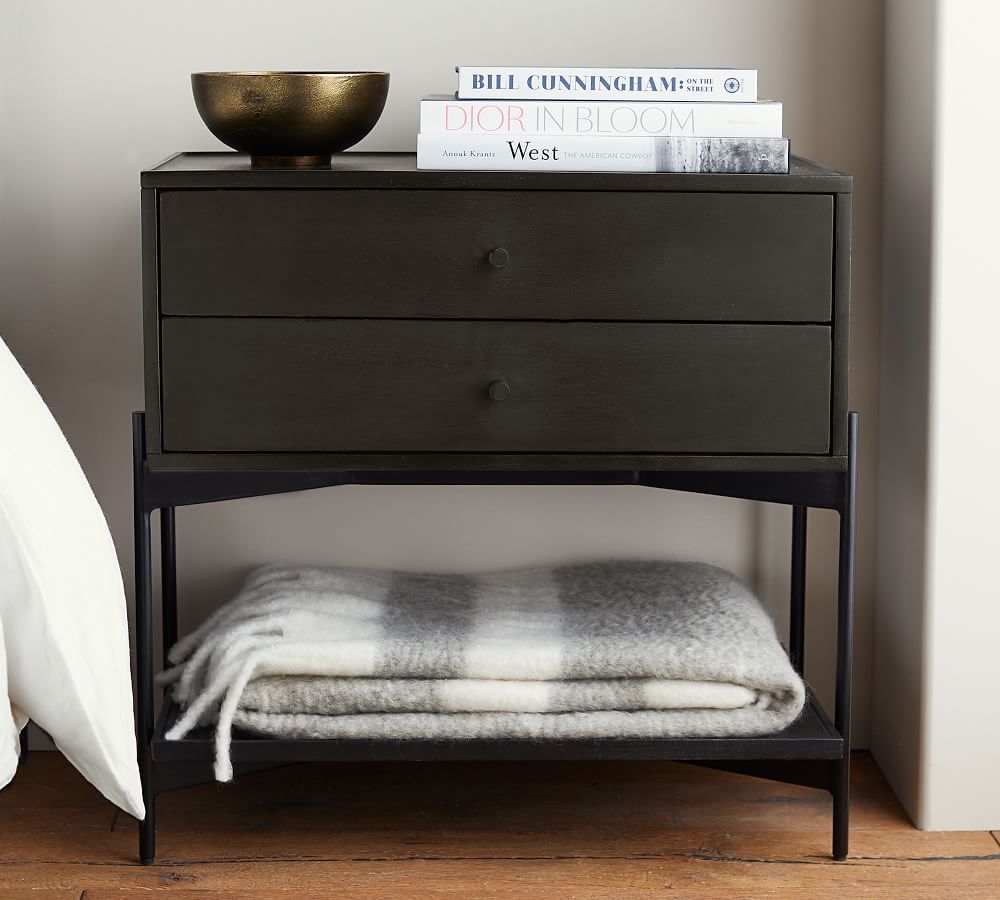 Warren 28" Nightstand | Pottery Barn (US)