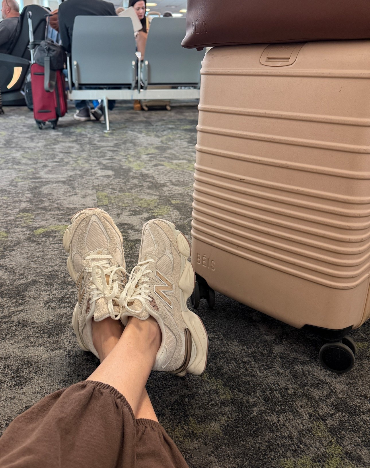 Another travel day, another pair of NewBalance!