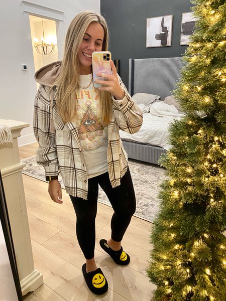 Wearing LG Hooded flannel plaid shacket from Altar’d State, LG Pink Floyd band tee, Med Fabletics leggings, and 8-9 size smiley face Joe boxer house slippers. 