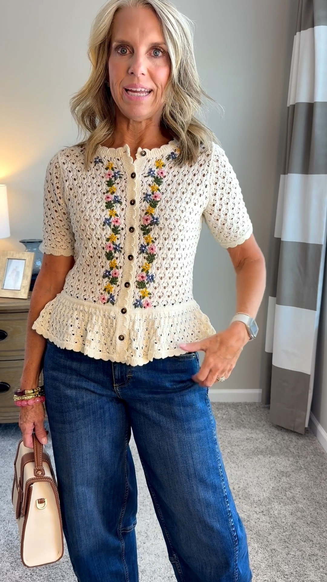 Can’t stop the cuteness from @Boden (US) There was never a more perfect fall transition sweater. Wearing XS. Use code 3V6V for 20% off your order today. 
Oventhese @Ruti jeans (size4) and @Spartina 449 bag

#LTKdayinmylife #LTKCon #LTKOver40