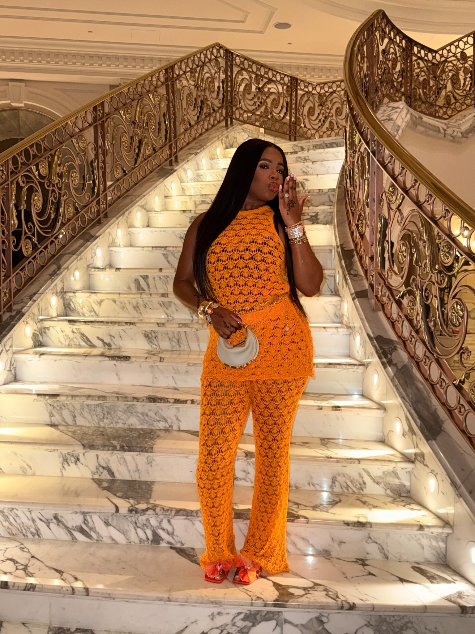 The original fit is from mango outlet but I’ve linked some good alternatives 🧡

#LTKFindsUnder50 #LTKStyleTip