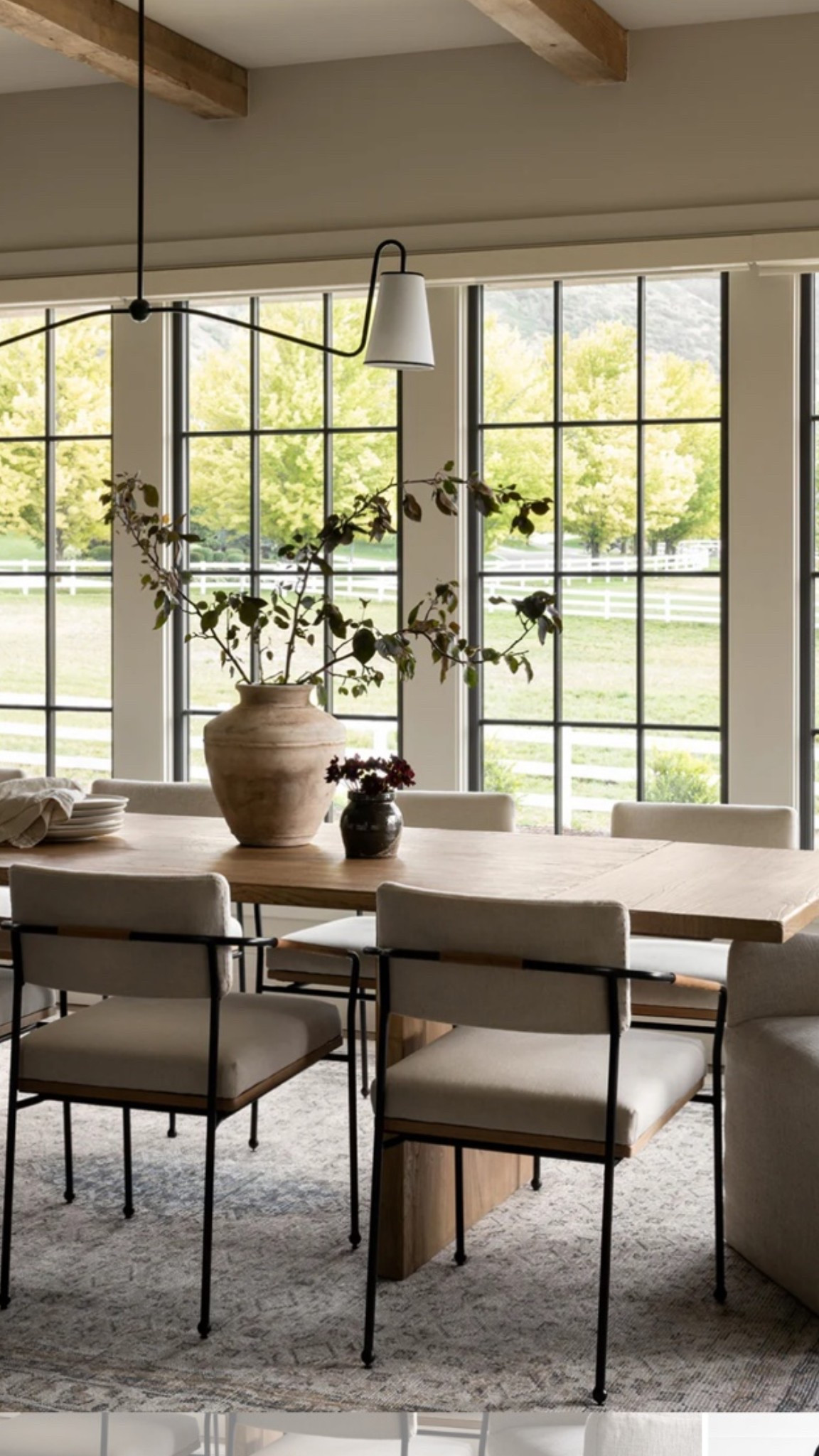 70% off dining table!

#LTKSaleAlert #LTKHome