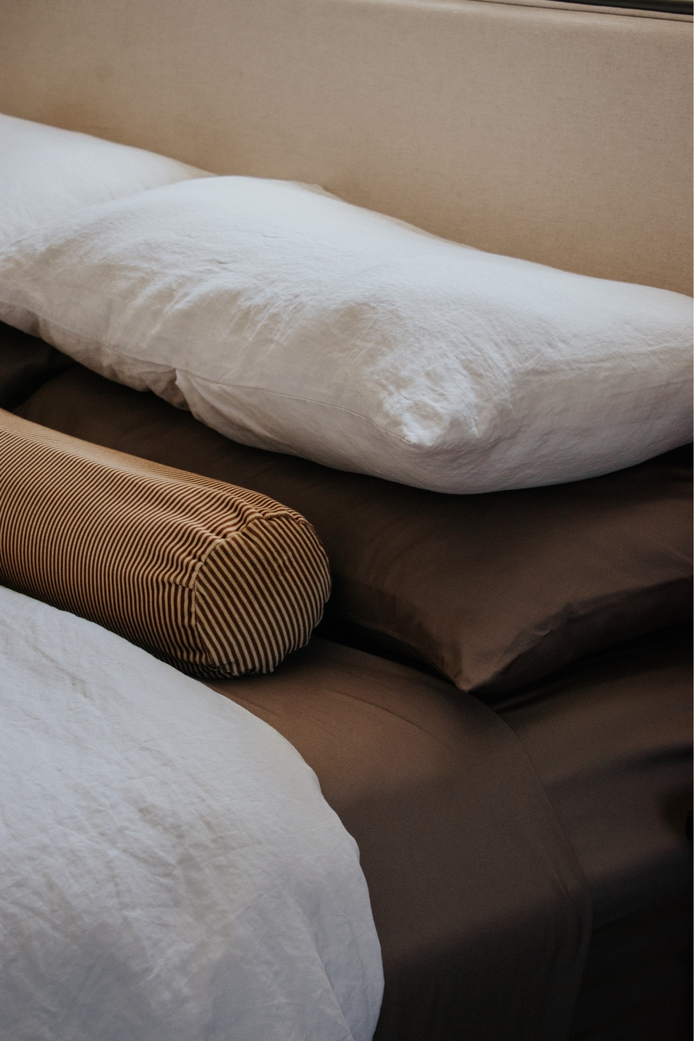 The coziest bedding and sheets 🤎 bamboo sheets, linen duvet, neutral bedding.

#LTKdayinmylife #LTKHome #LTKmorningroutine