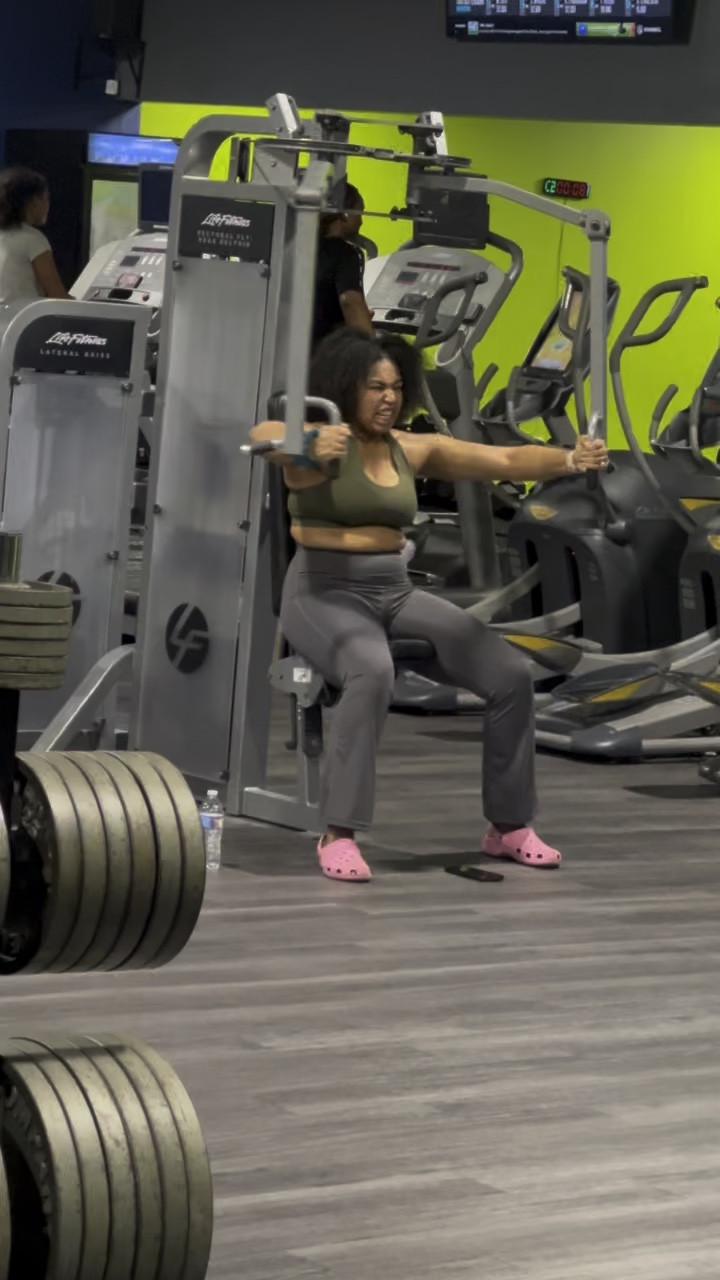 Workout with me in Fabletics and Crocs!

Do you workout in crocs or is that just a Ri thing?

#LTKFindsUnder50 #LTKVideo #LTKFitness