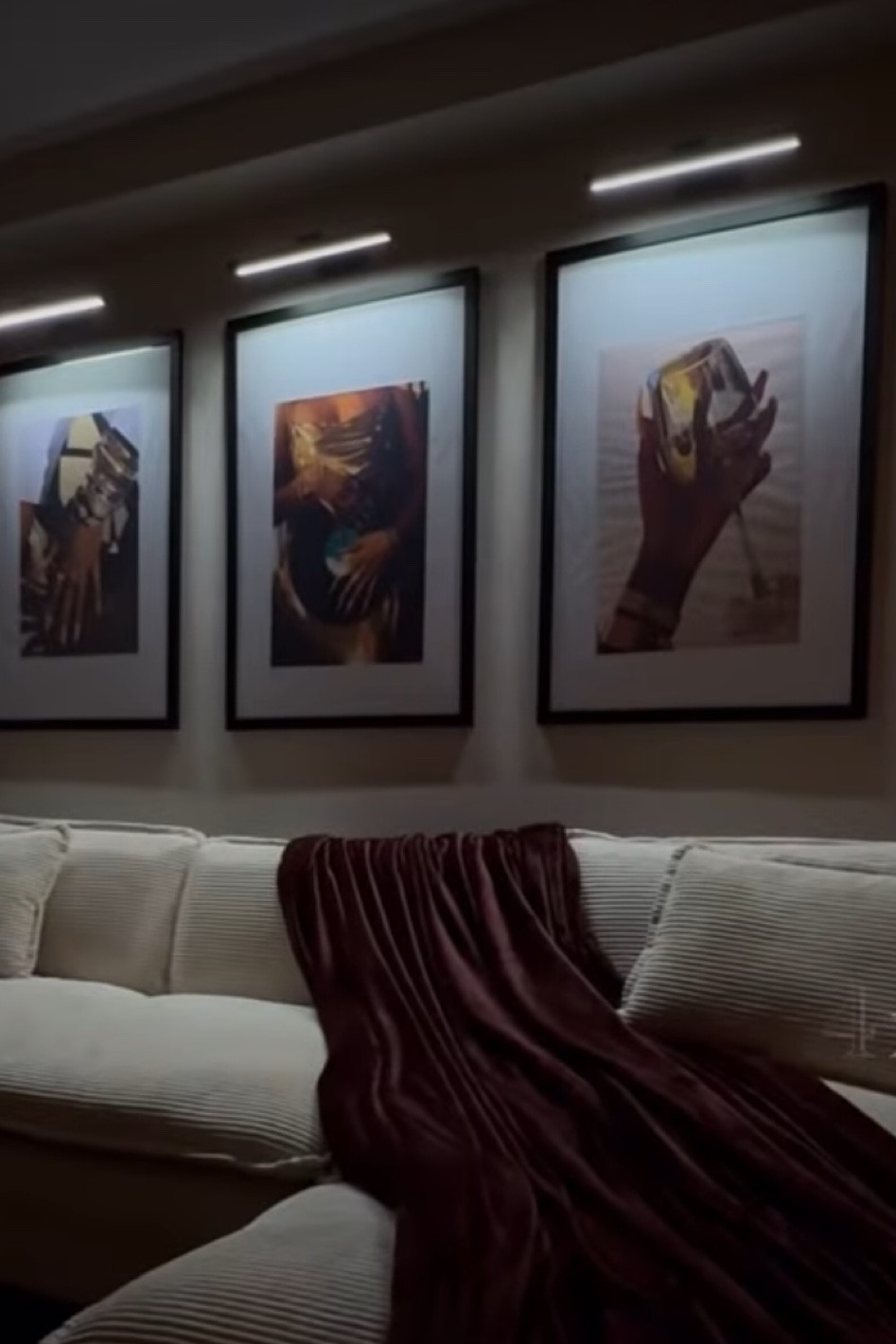 LED lights for pictures