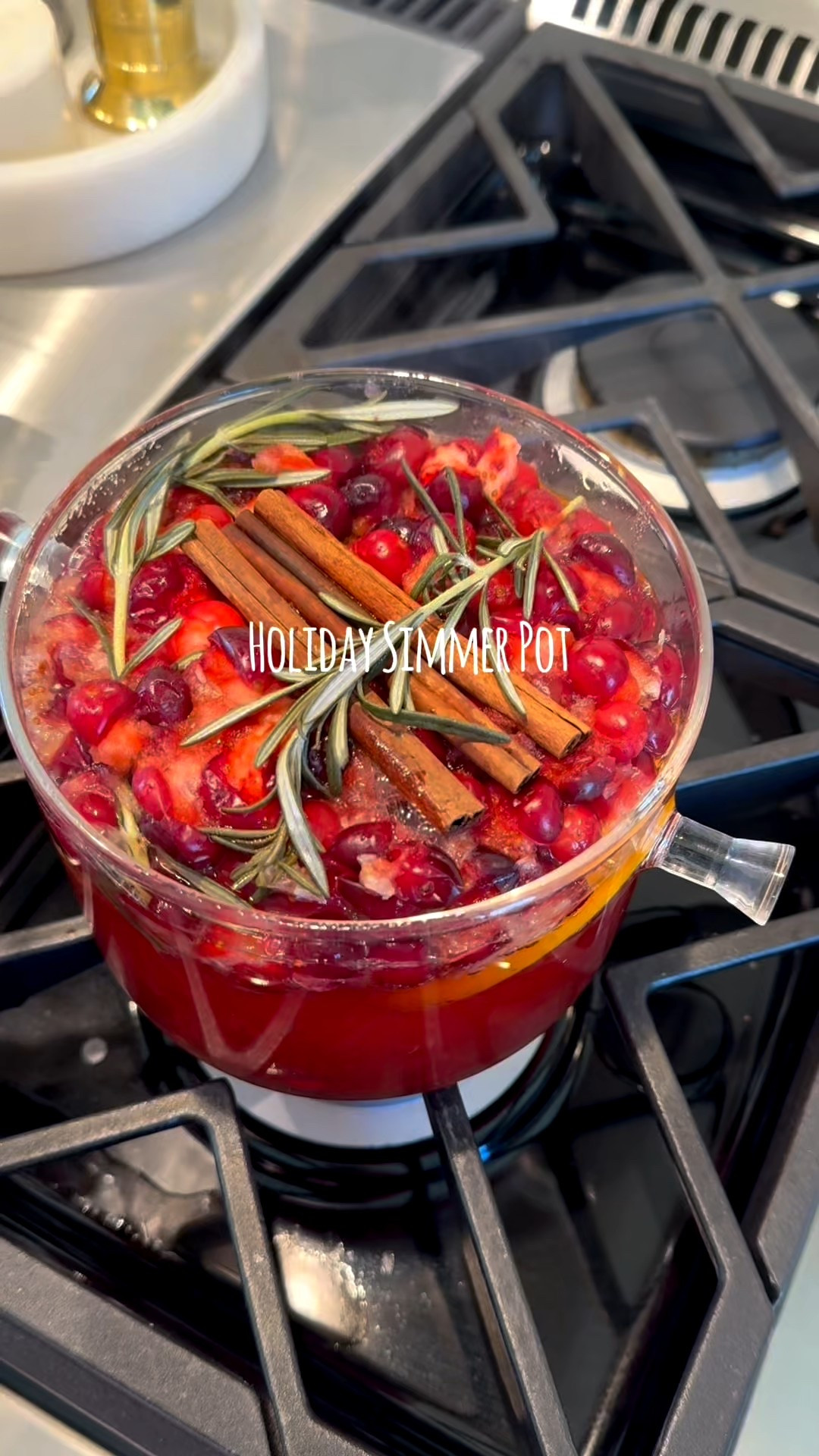 Holiday simmer pots make your
House feels so festive and smell delicious!! 
#holidayvibe #simmerpot 

#LTKHome #LTKHoliday #LTKGiftGuide