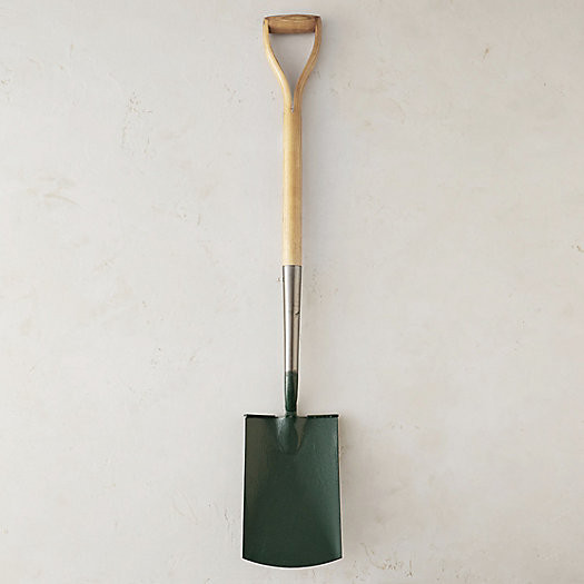 Bulldog Treaded Spade | Terrain
