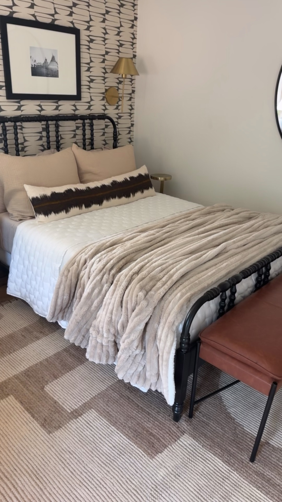 I did the color beige in the queen size. 

#LTKHome #LTKSaleAlert #LTKMothersDay