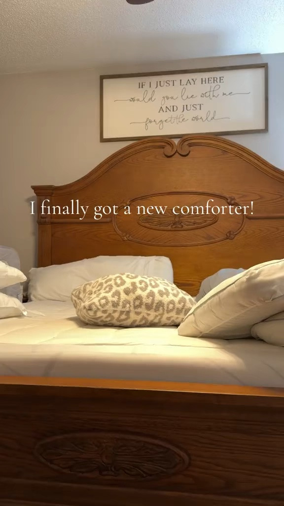 Finally got a new comforter we love it!

#LTKHome