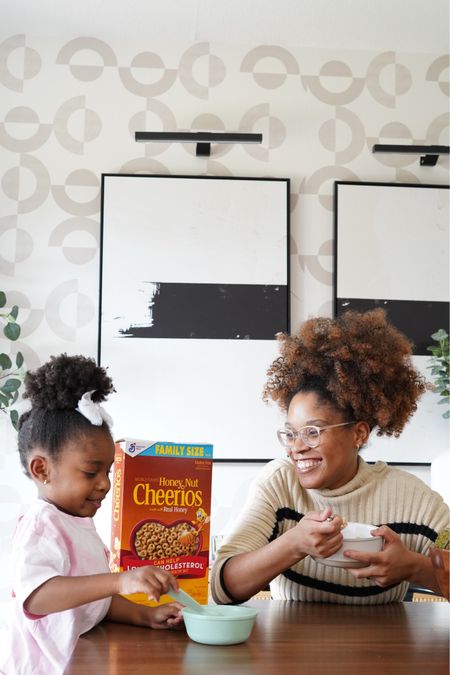 How do you start your morning? 


Breakfast, Cheerios, Family time 

#LTKfamily #LTKkids