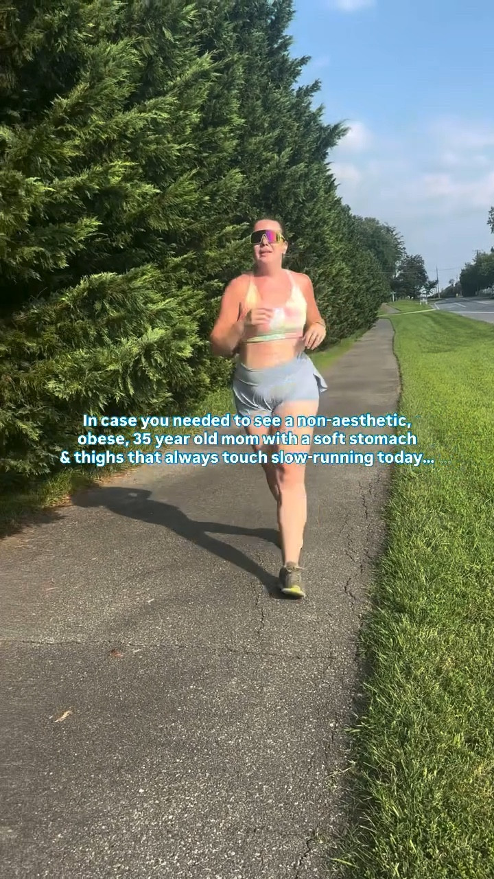 I sincerely hope the fear of what you might look like when you run is never the thing to hold you back if you want to learn to run. ❤️‍🩹 Trust me, I wasted enough of that time for the both of us. 

S/o to @shelbysaywhatblog & @fashionveggie for the inspo and constantly encouraging us to show up exactly as we are. ❤️❤️

#biggirlswhorun #slowrunner #plussizerunner #normalizenormalbodies #momssupportingmoms #momswhorun