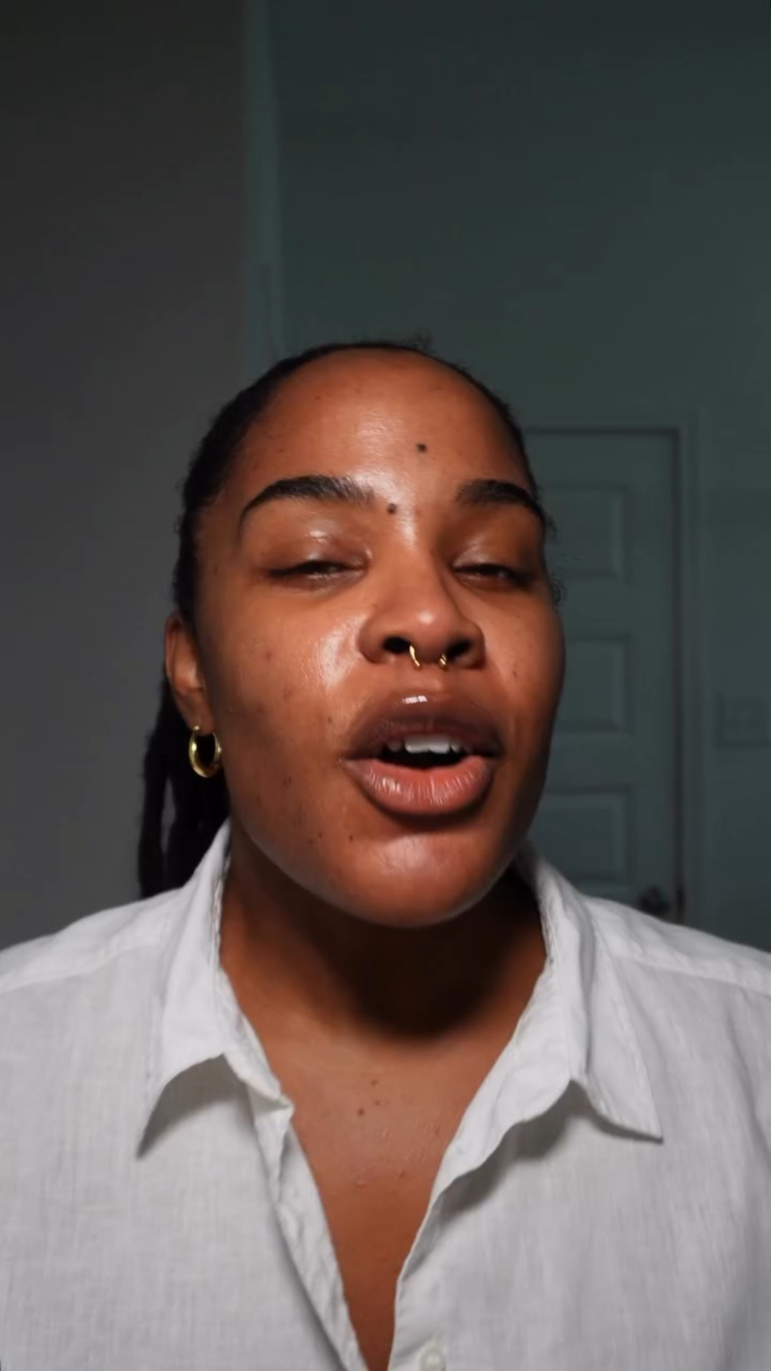 I had to see what the @chanel.beauty hype is about and color me impressed!

I tried the Ultra Le Teint foundation in shade BR 92 and I’m in love. The Powder Universelle Libre deserves its flowers too.