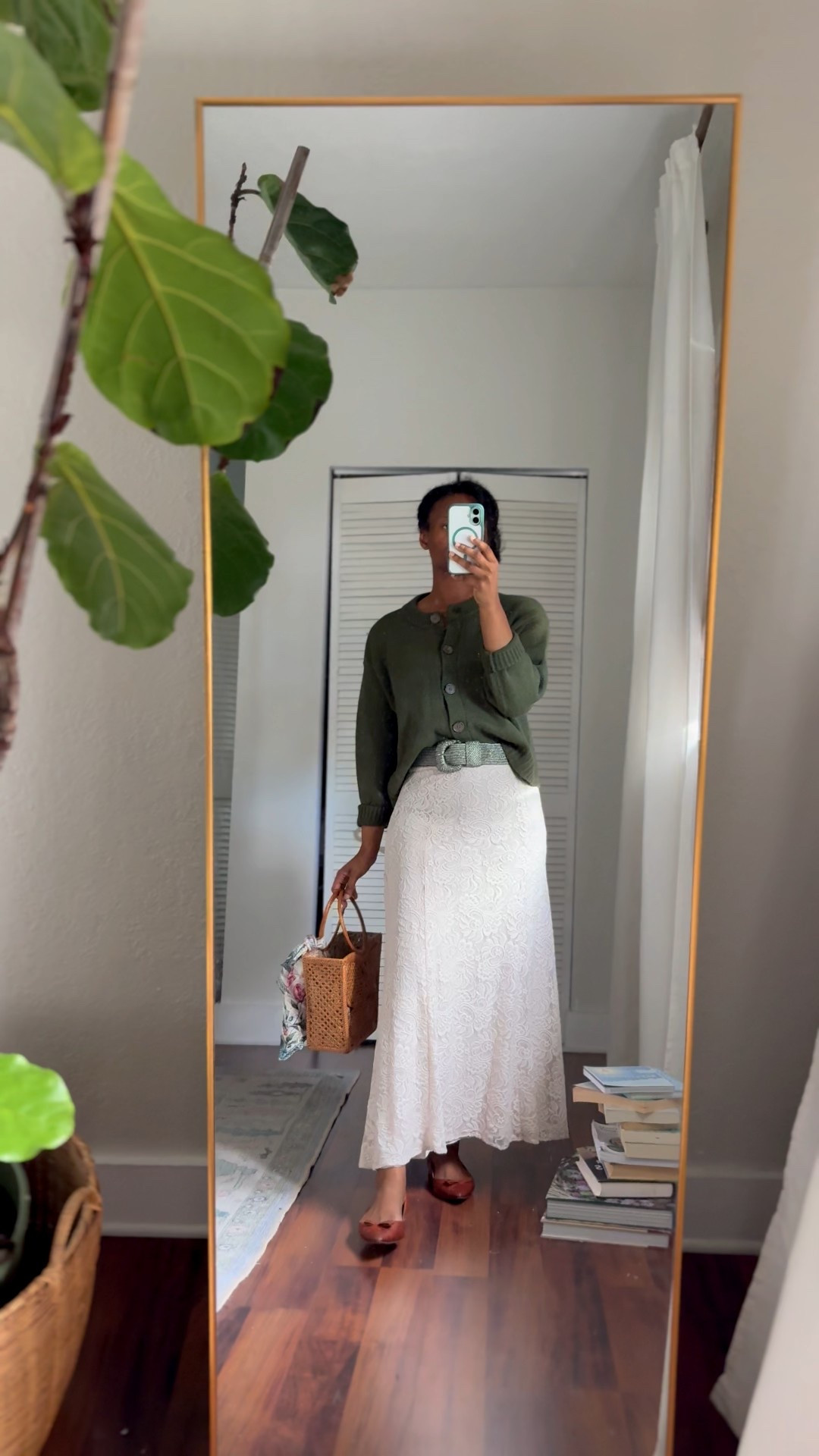 Love this whole look so classy for fall. Oversized cardigan, lace maxi skirt, woven belt, Natalie flats and the cutest accessories 

#LTKSaleAlert #LTKSeasonal #LTKStyleTip