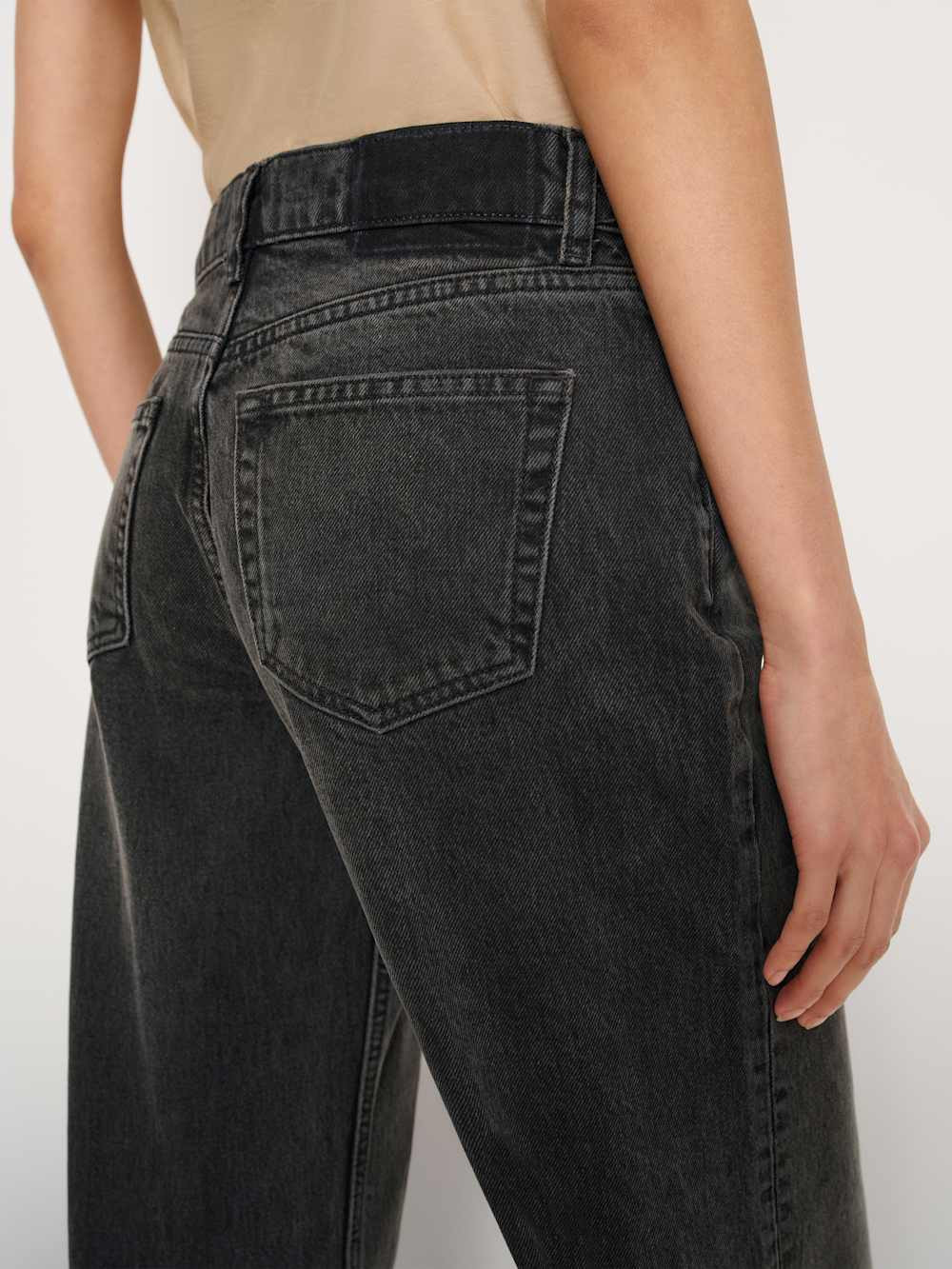 Cary Low Rise Slouchy Wide Leg Jeans | Reformation (Global)