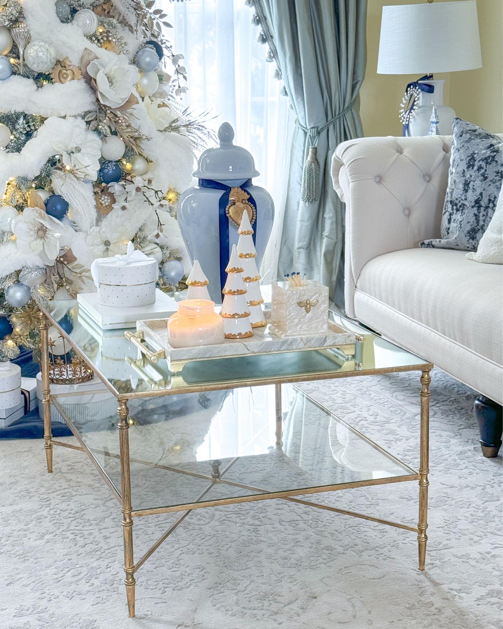 Shop the most perfect gift: the bee match strike! I love when beauty meets function! Such an elegant way to display matches for all your candles this holiday season 🥰

Christmas candles, Christmas gift ideas, affordable gifts, stocking stuffers, Christmas decor, Christmas tree 2024

#LTKGiftGuide #LTKHoliday #LTKHome