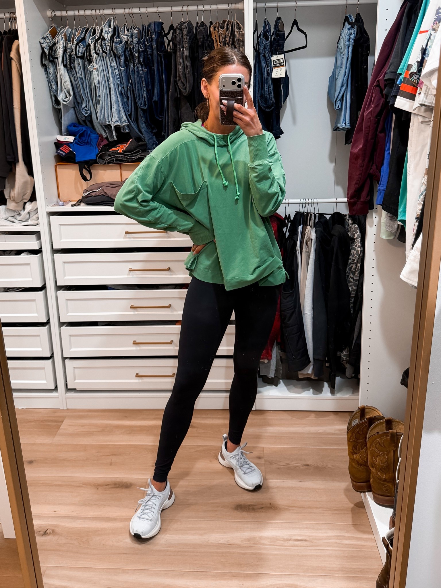 Top-small
Tank-small
Leggings-4
Sneakers-tts 8

#LTKActive #LTKootd #LTKfitnessgoals