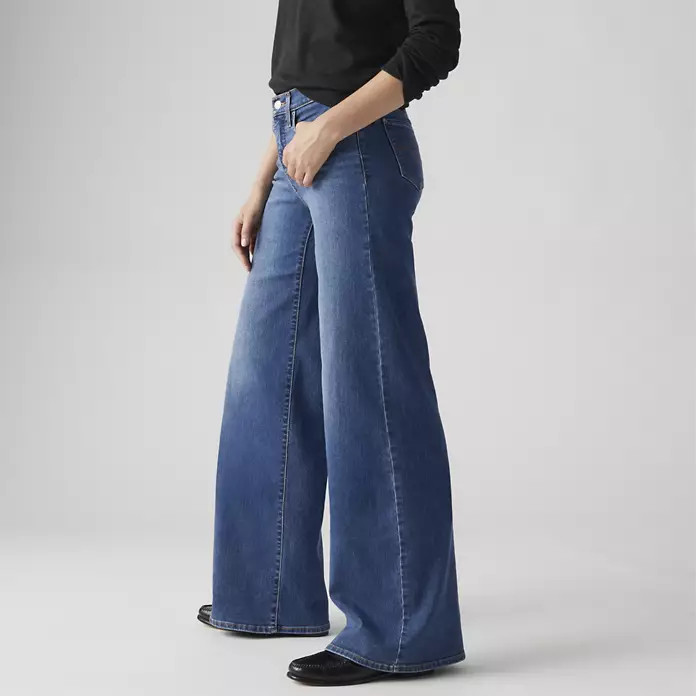 318 Shaping Wide Leg Women's Jeans | Levi's CA