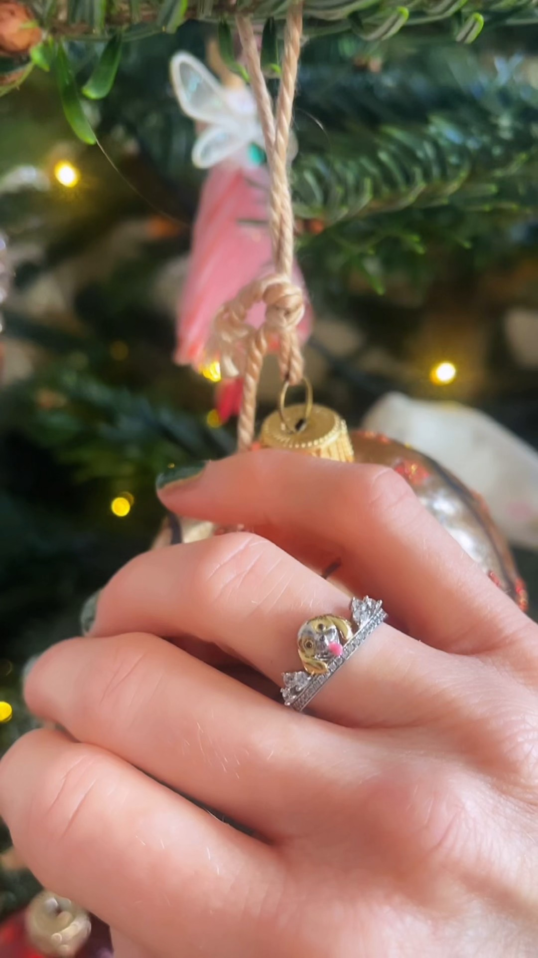 If you’re a dog lover or have a friend or family member that is , it’s a wonderful gift idea for jewellery ! 

#LTKpets #LTKfestive #LTKgiftguide