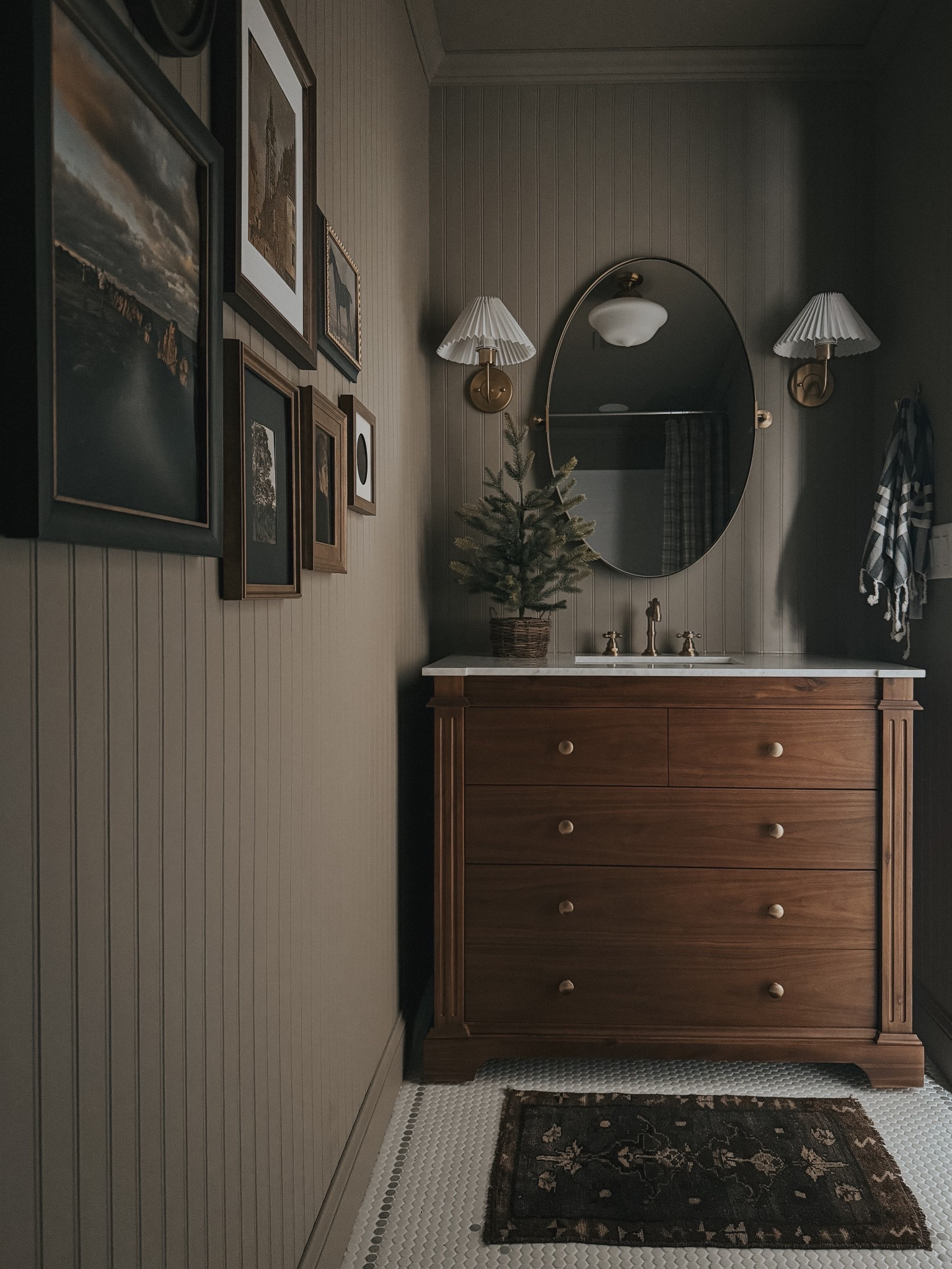 These frames are SO good! I still am so in love with our bathroom remodel and I can’t believe this is our house! 

All links below! 

#wallframe #pictureart #walldecor #bathroomdecor #bathroom #bath #homestyledecor

#LTKBeauty #LTKStyleTip #LTKHome