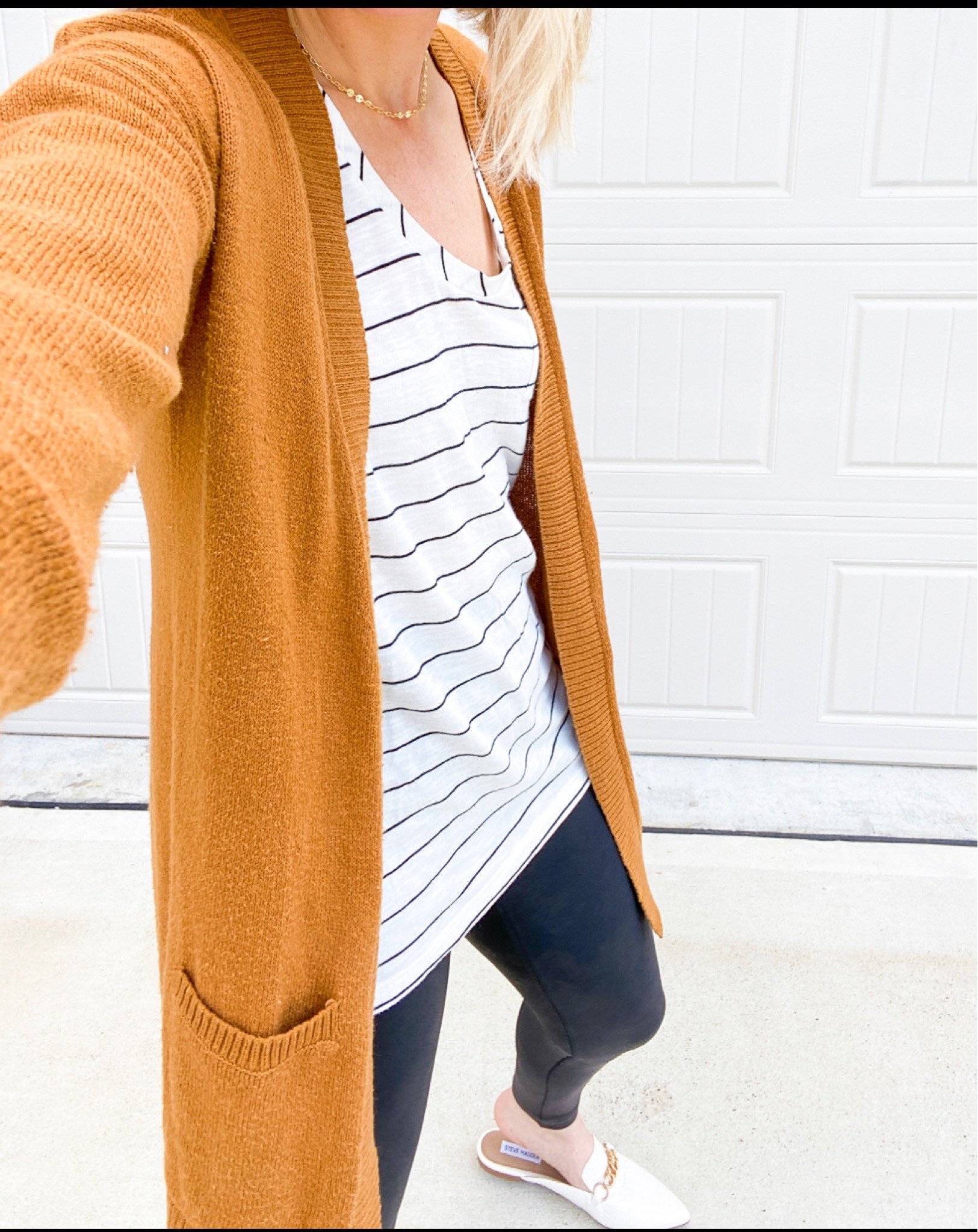 Fall outfit idea - layering with leggings

Leggings, striped tee, cardigan

#LTKSeasonal #LTKPetite #LTKOver40