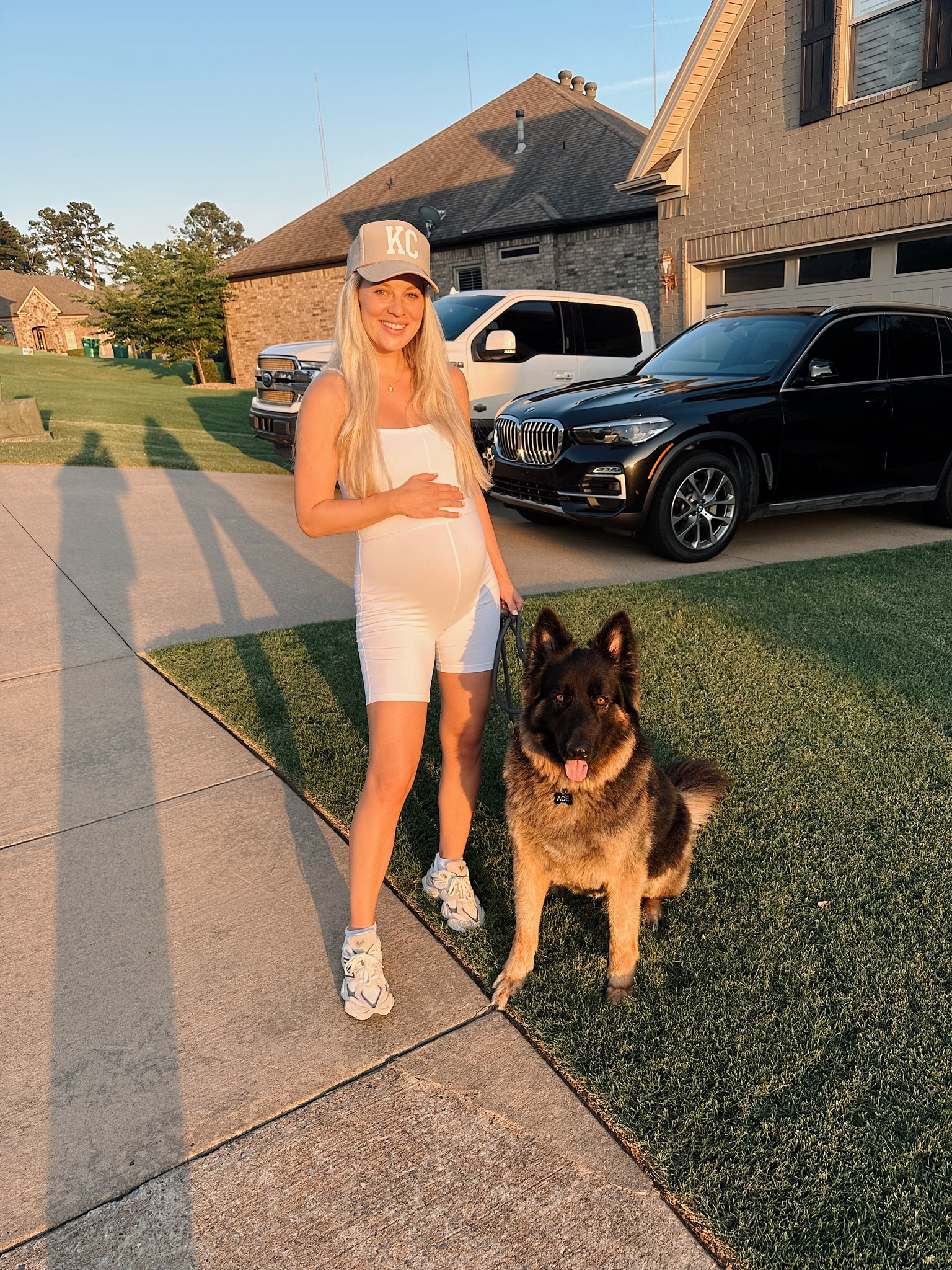 Favorite romper + shoes! M

#LTKBump #LTKHome #LTKShoeCrush