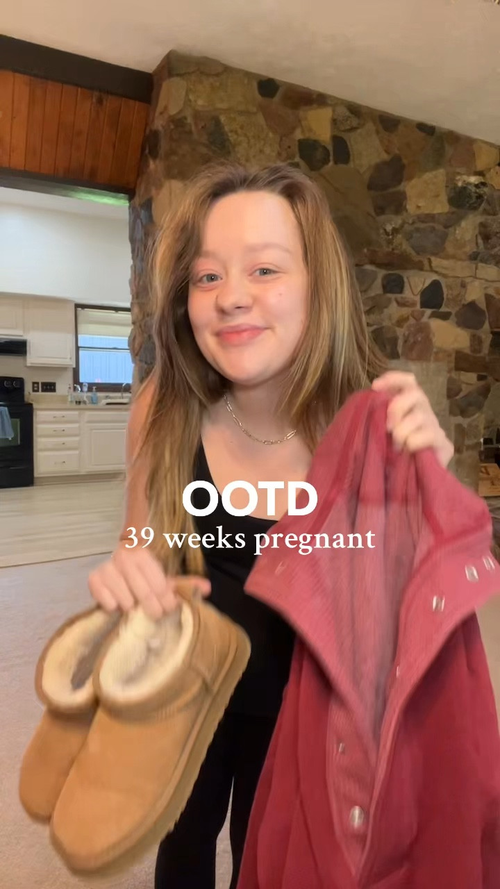 a cozy aerie OOTD 🤰🍁

#LTKSeasonal #LTKfindsunder50