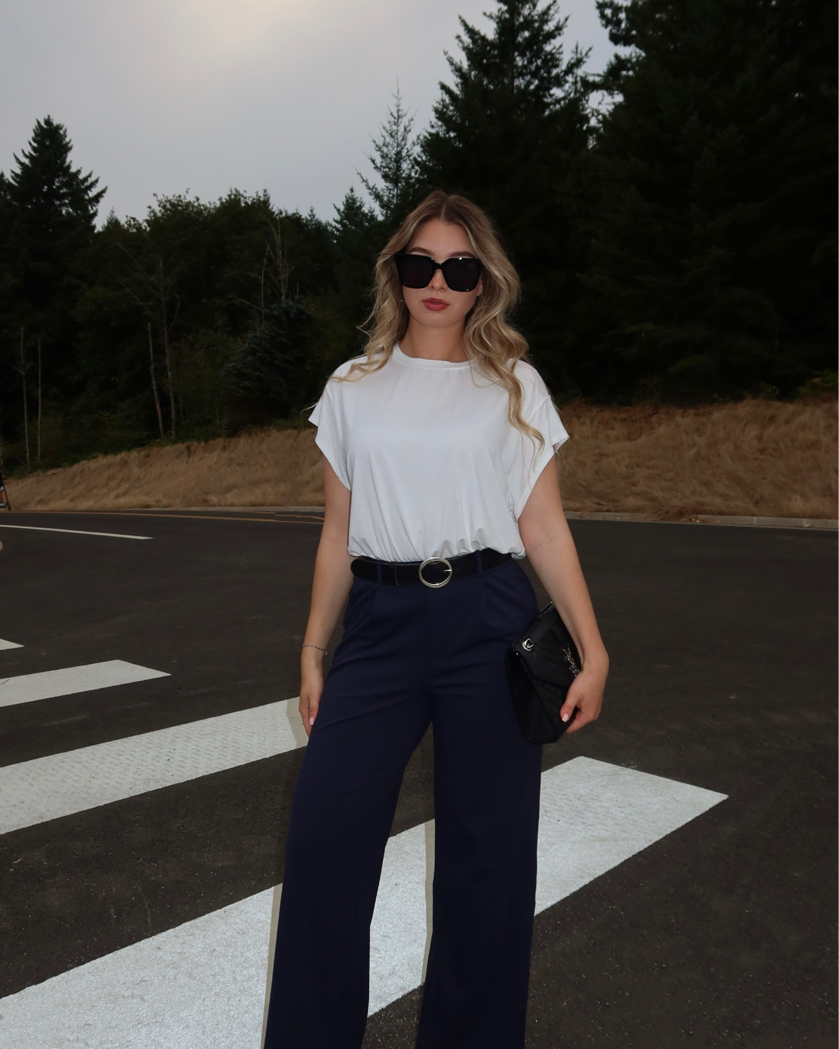 Standing on business 💼💙 in @halara_official

Code | MELINAZ for 15% off (full price only)

Halara Circle runs 1st–10th 🎁 Free items when you search “Circle” on Halara.

#halara #halaragirls #halaracircle 

#LTKStyleTip #LTKPetite #LTKActive