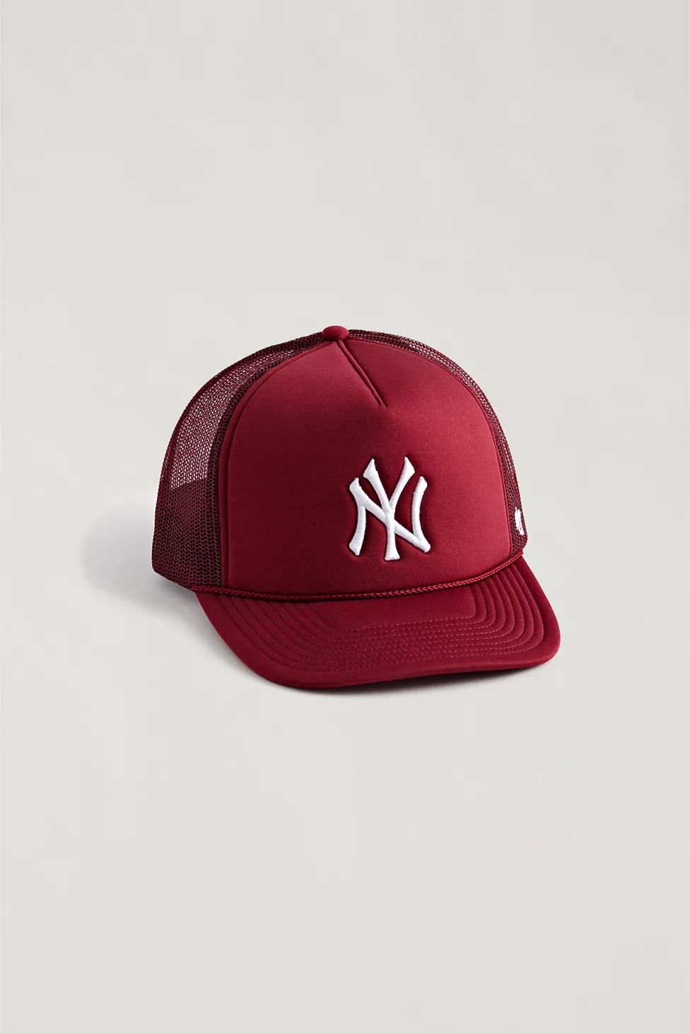 '47 UO Exclusive NY Yankees Trucker Hat | Urban Outfitters (US and RoW)