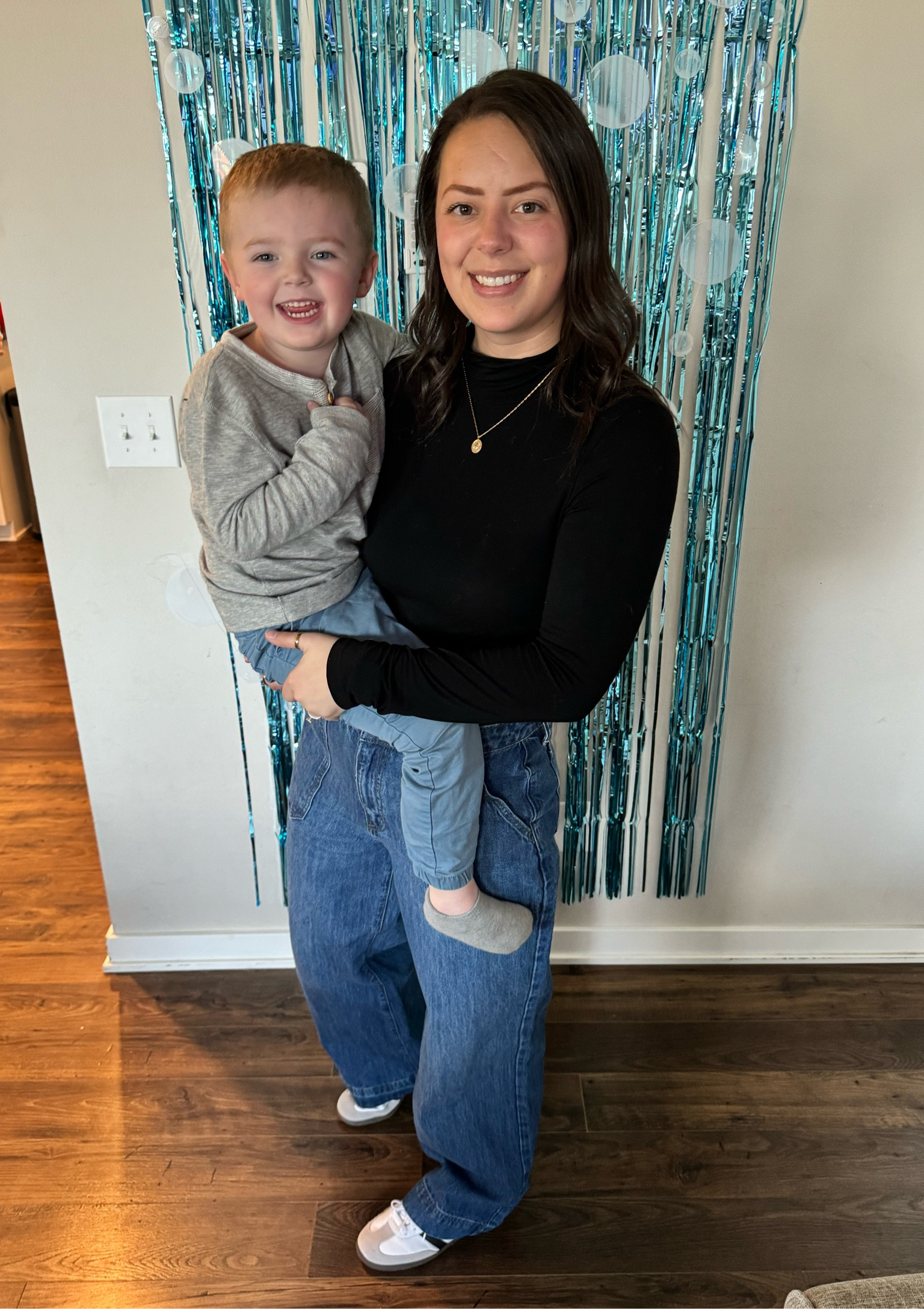 Loving this Amazon bodysuit paired with these super cute Target jeans and Adidas Sambas (my current fav!)

In my normal size in everything, size down half a size in shoes

#LTKstyletip #LTKshoecrush #LTKfindsunder50
