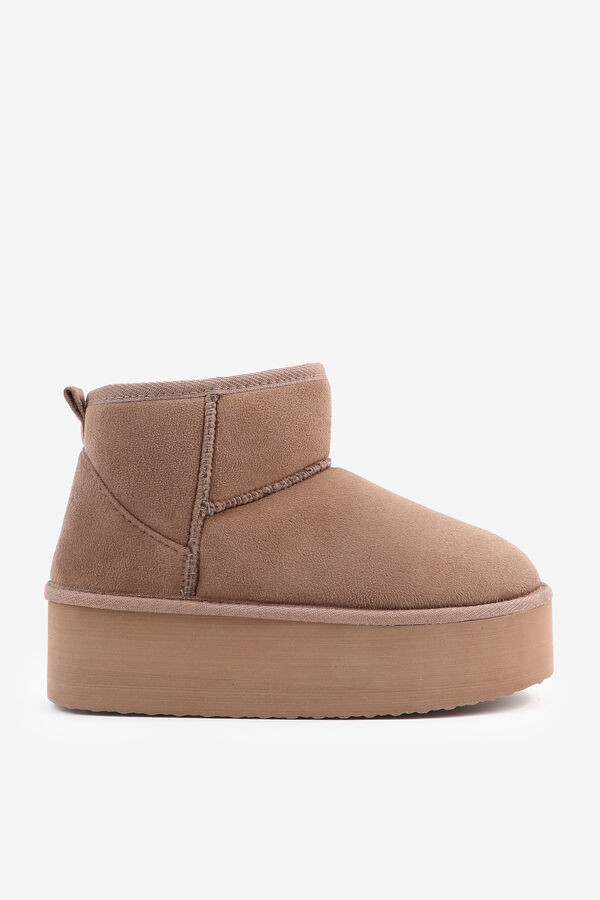 Mini Faux Sheepskin Platform Boots | Ardene