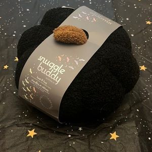Snuggle Buddy Halloween Pumpkin | Poshmark