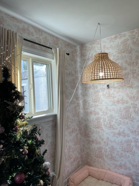 Pink Toile? Yes Please 🎀 The girly wallpaper of my dreams 🩰 and it’s peel and stick! 

#LTKhome