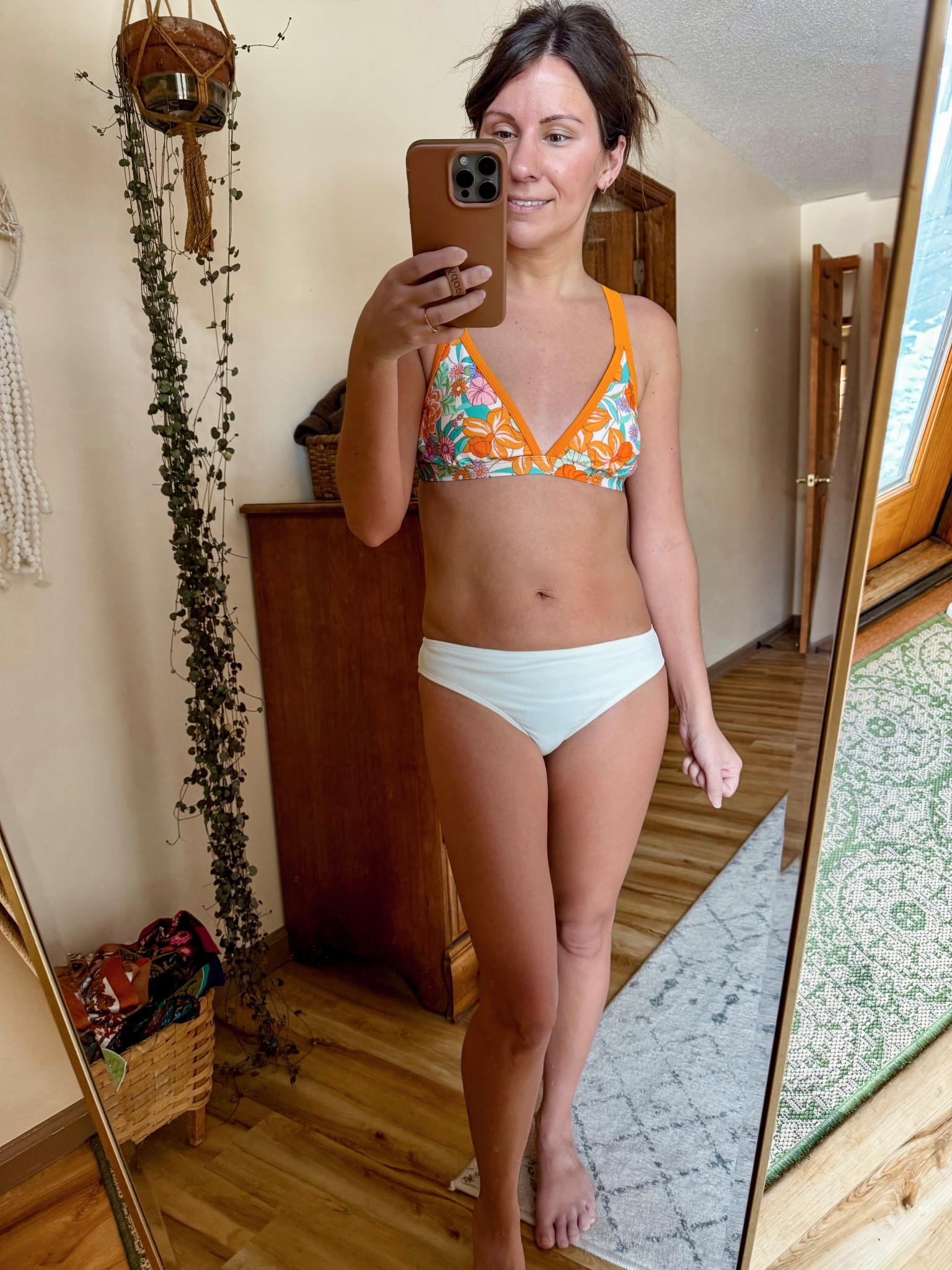 Xs in both the top and bottom! 👙 the bottoms have good bum coverage! Also linked a similar top 


Bikini, vacation outfit, floral swimsuit. 

#LTKSeasonal #LTKFindsUnder50 #LTKPetite