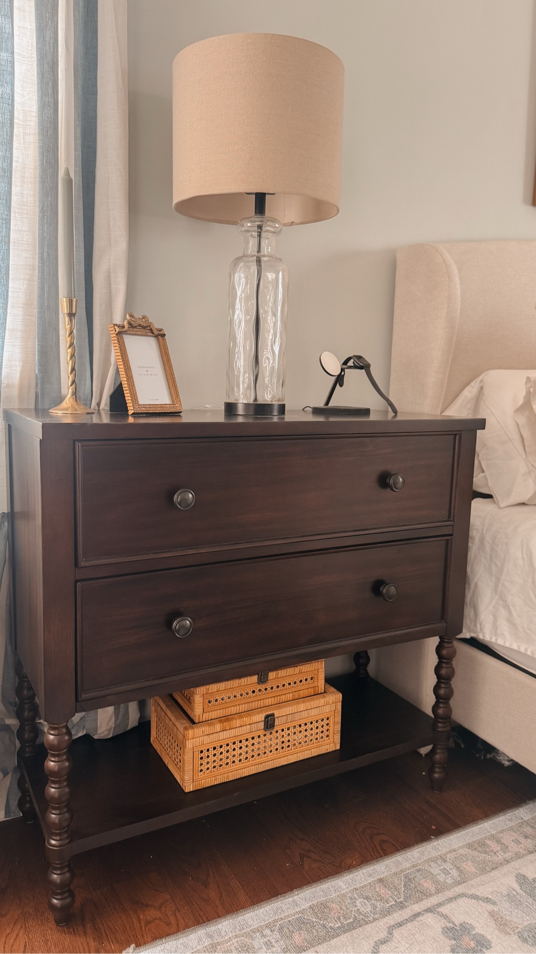the matching nightstand to my VIRAL dresser 🤍
same beautiful wood tone + quality and it pulls the whole bedroom together for that high-end, designer look ✨
if you loved the dresser… you need this too #bedroomdecor#bedroominspo

#LTKHome
