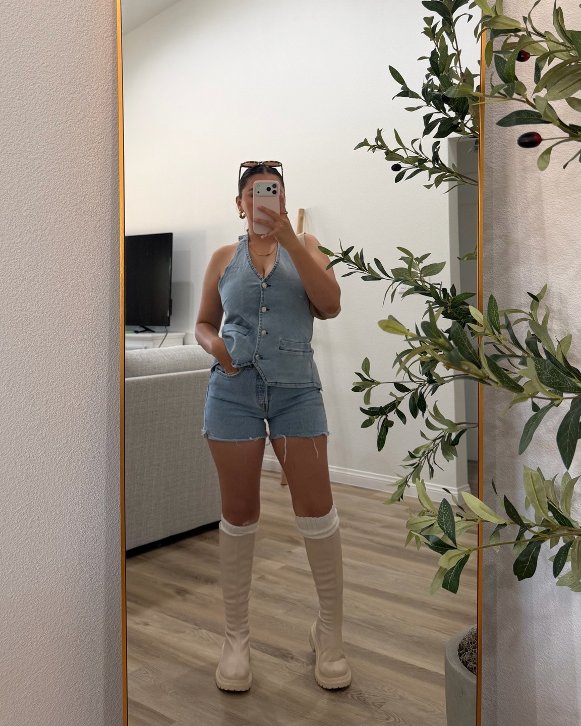 Perf transitioning fall outfit🤎🍂

#LTKgrwm #LTKootd #LTKSeasonal