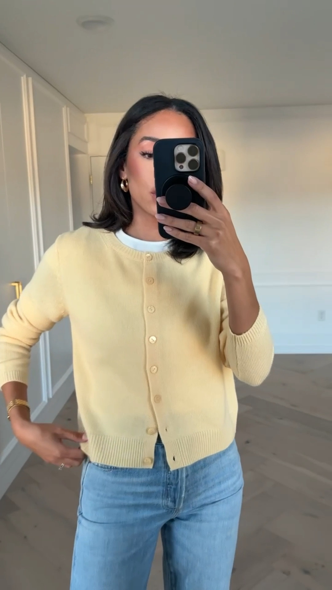 Use code NENA20 for 20% OFF $100 order! Wearing size small cardigan and size 25 jeans 


Spring outfit 
Jeans 
Casual outfit 
Anthro same
Anthro code 

#LTKSaleAlert #LTKStyleTip #LTKSeasonal