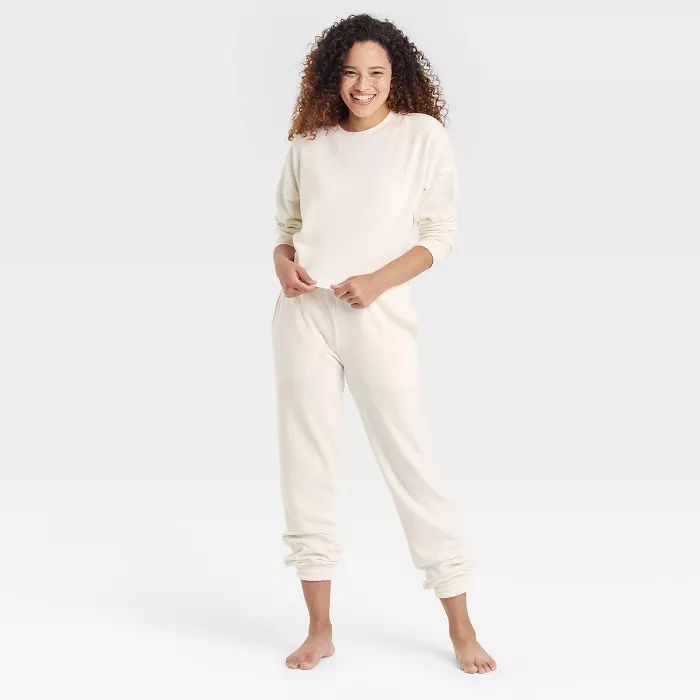 Women's Fleece Cropped Lounge Sweatshirt - Colsie™ | Target