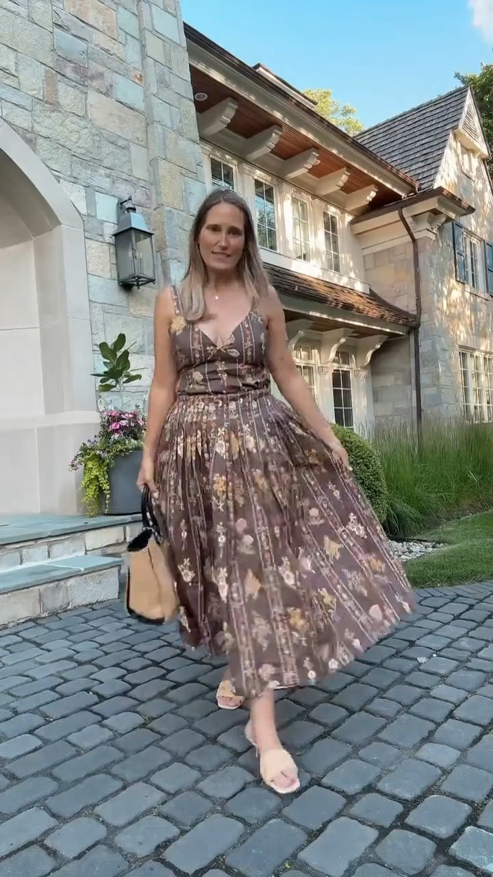 I am loving this floral two-piece for summer. The earthy brown tones feel fresh for the season, and the flowy fit makes it so comfortable to wear. It’s one of those looks that feels fun, flattering, and a little different from the usual summer colors.
s

#LTKSeasonal #LTKOver40 #LTKMidsize