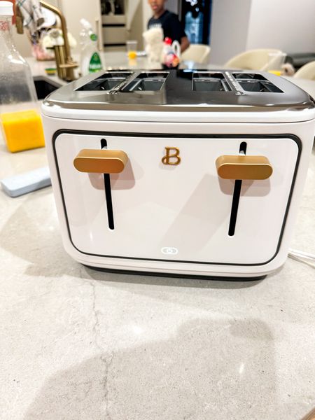 Beautiful double toaster. Linking all my favorite items 

#LTKhome