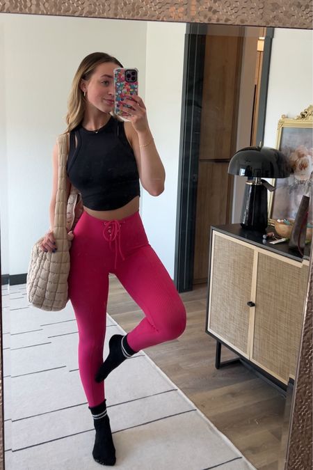 Lagree outfit 💖 these leggings have held up for yearsssss. Specific color isn’t sold anymore but they have other shades of pink available 

#LTKfitness #LTKfindsunder100