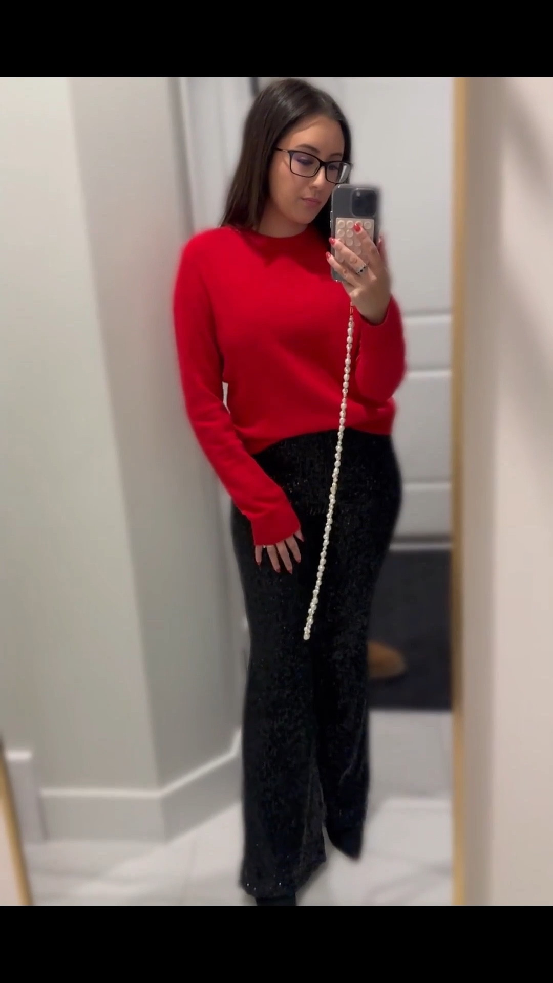 Holiday outfit 
Happy shopping 🛍️ 

#LTKpartywear #LTKholiday #LTKpetite