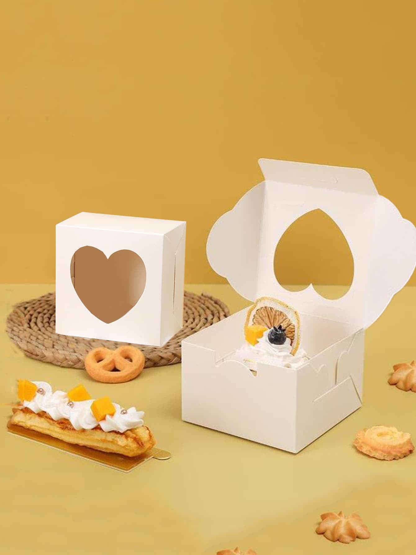 2pcs Hollow Out Heart Pattern Cake Packaging Box, White Square Paper Cupcake Box For Baking | SHEIN