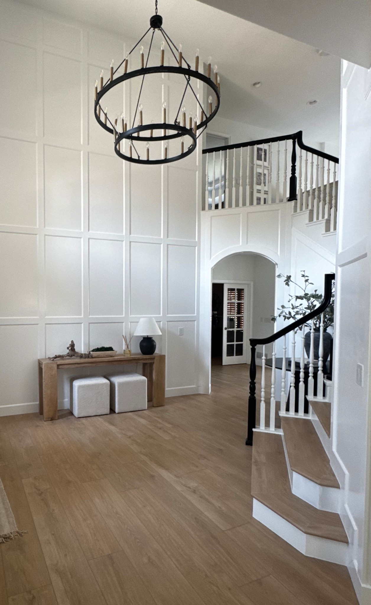 Updated Foyer! 

#LTKHome #LTKSeasonal #LTKautumn