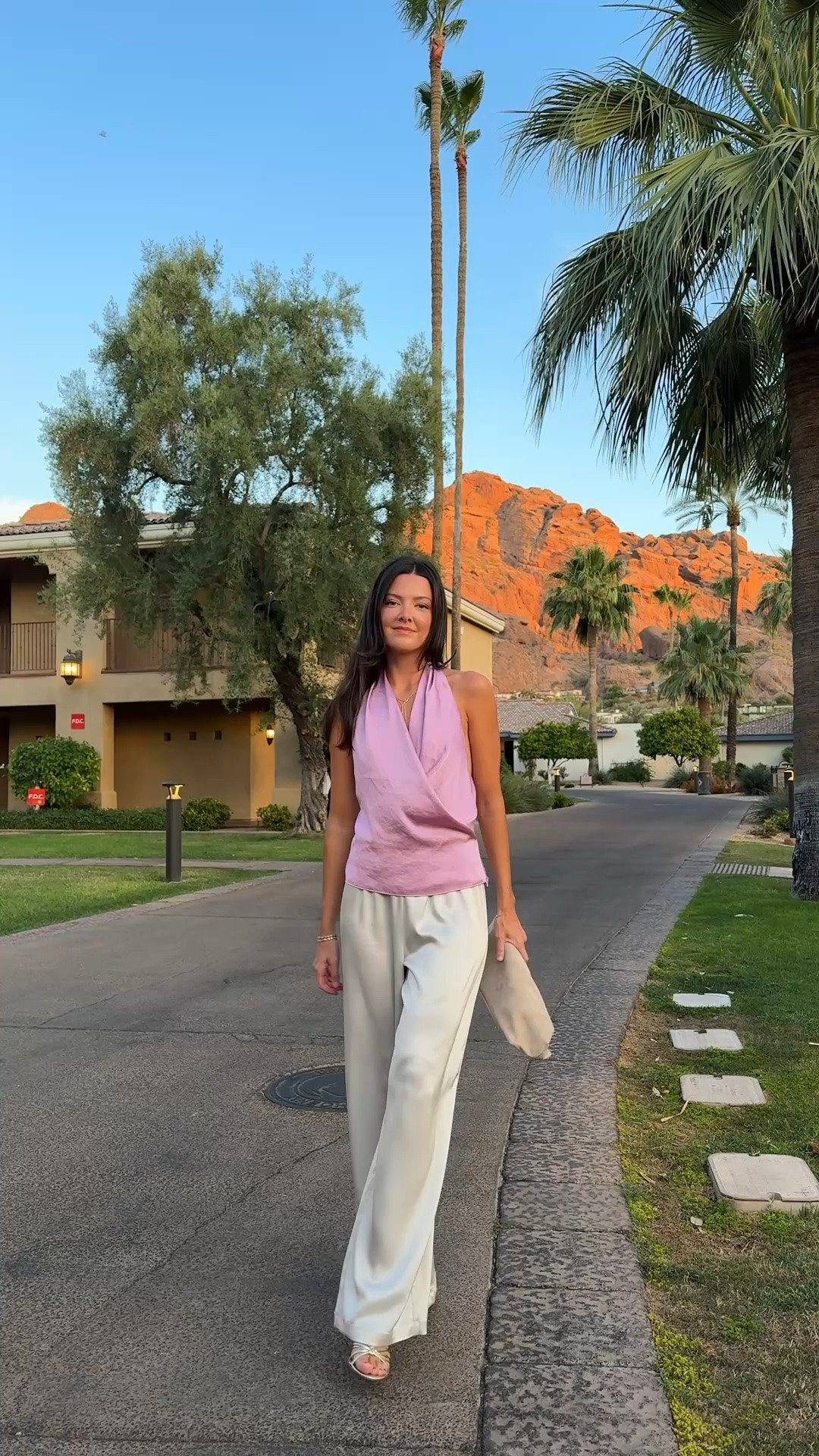 I am 5’7 and wear a size XS at most brands like Abercrombie and small in everything at Aritzia!