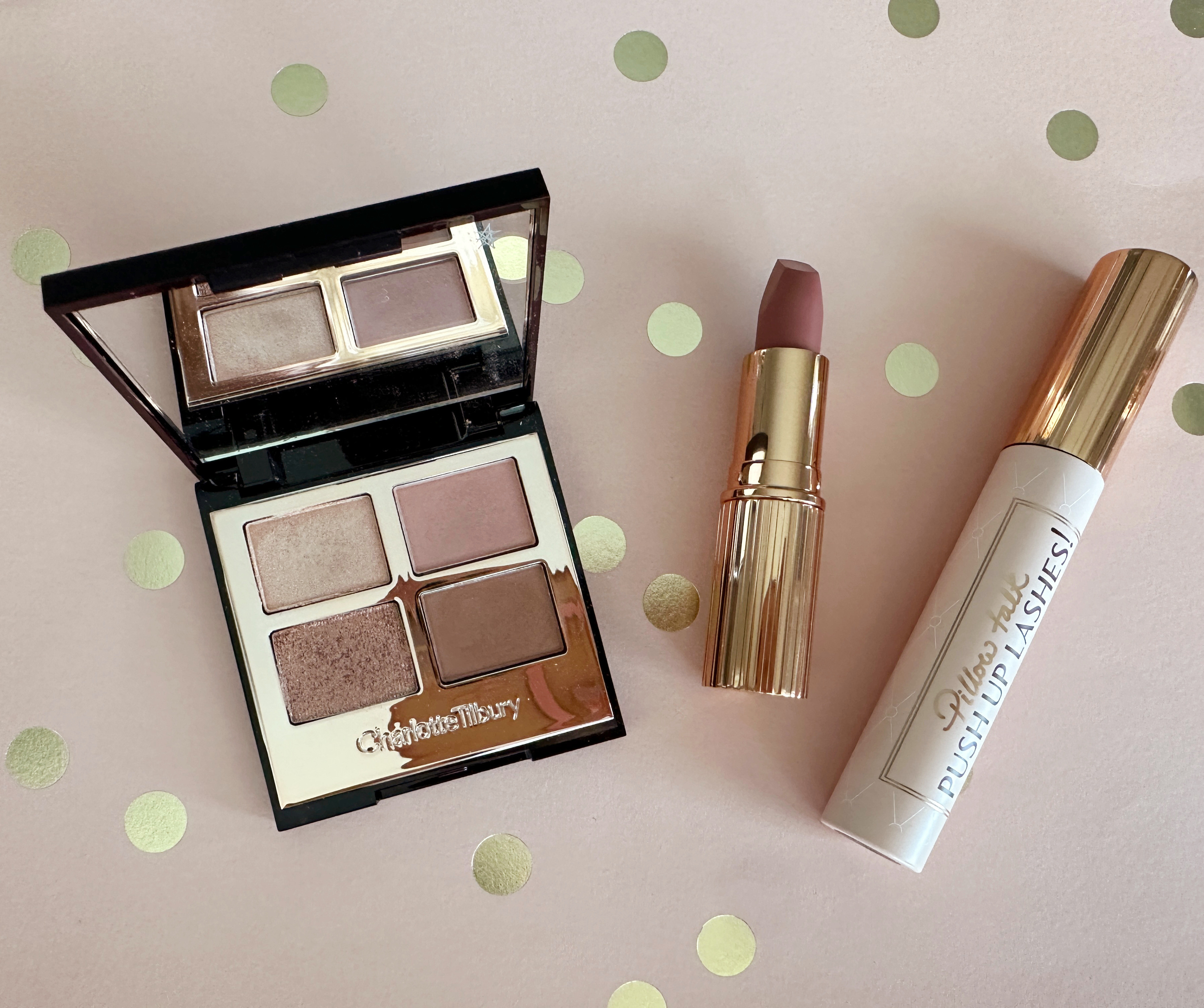 Good news! Charlotte Tilbury is now available at Bluemercury! The Pillow Talk collection from Charlotte Tilbury has been one of my longtime favorites — the shades are natural and perfect for everyday makeup looks.

# Bluemercury #Beauty #CharlotteTilbury

 

 #LTKbeauty