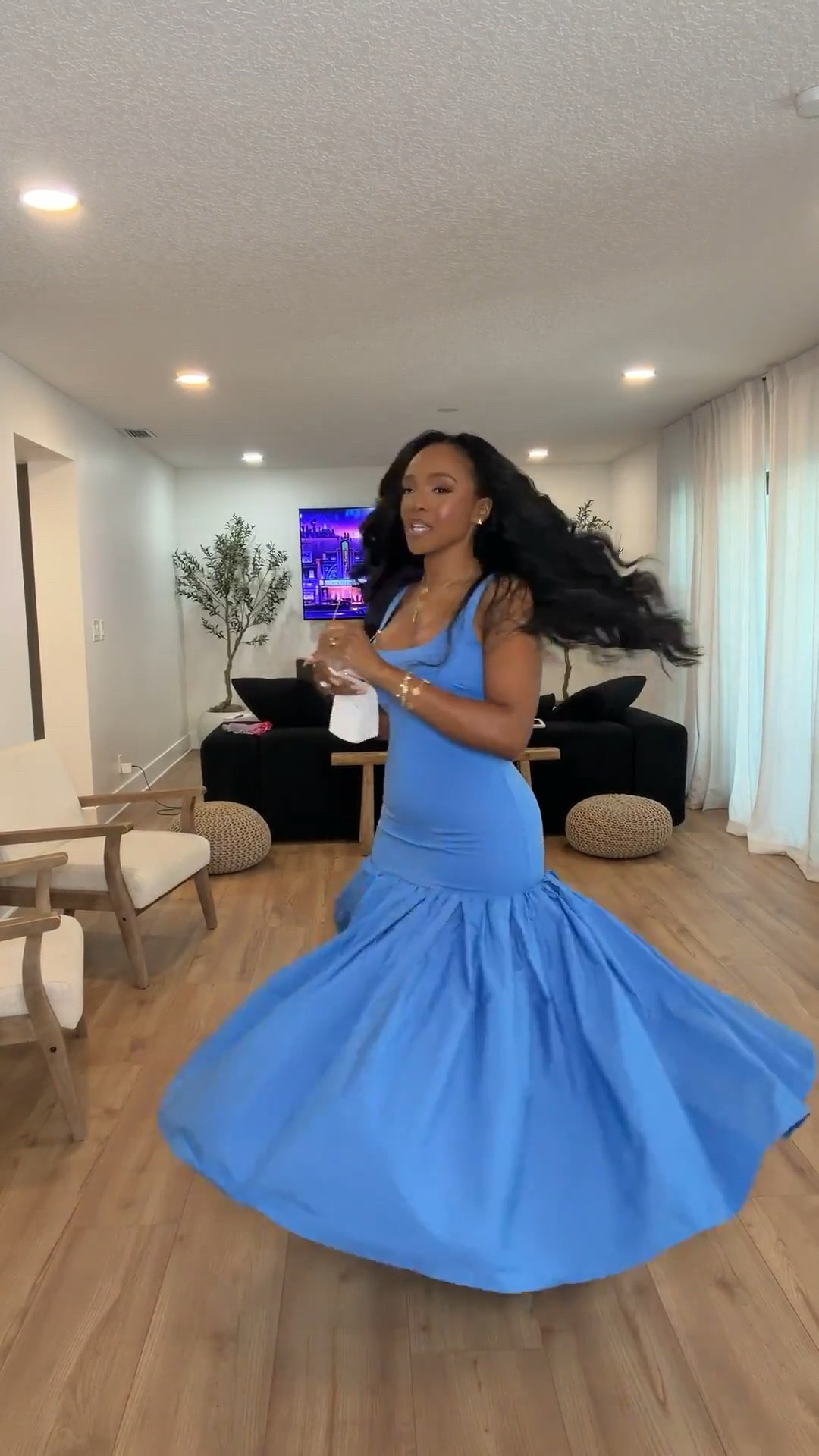 Scroll to shop! The viral bold blue, drop waist dress from @Express - high sellout risk ✨

#LTKPetite #LTKootd #LTKSeasonal