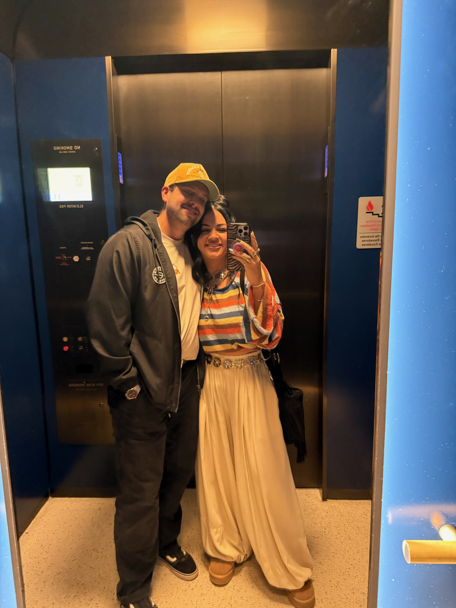 Medium in top, large in bottoms!

New York outfit, outfit inspo, fall outfit inspo, date night outfit, comfy outfit inspo, cozy outfit inspo, midsize, tori block