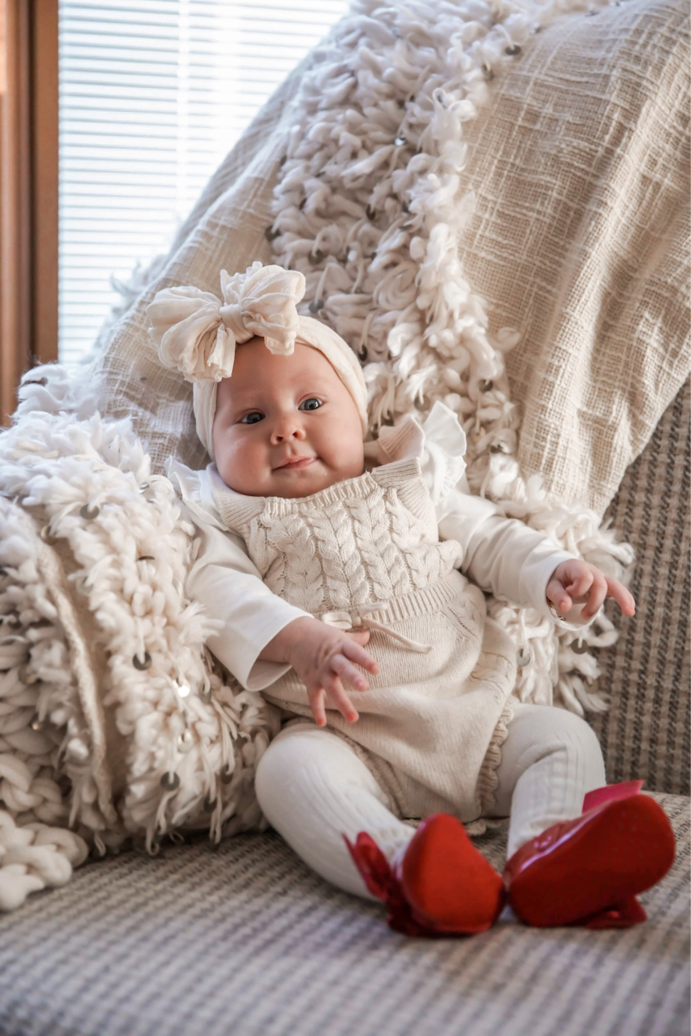 My favorite baby fall sweater for family picture! The red shoes are just😍



#LTKkids #LTKSeasonal #LTKbaby