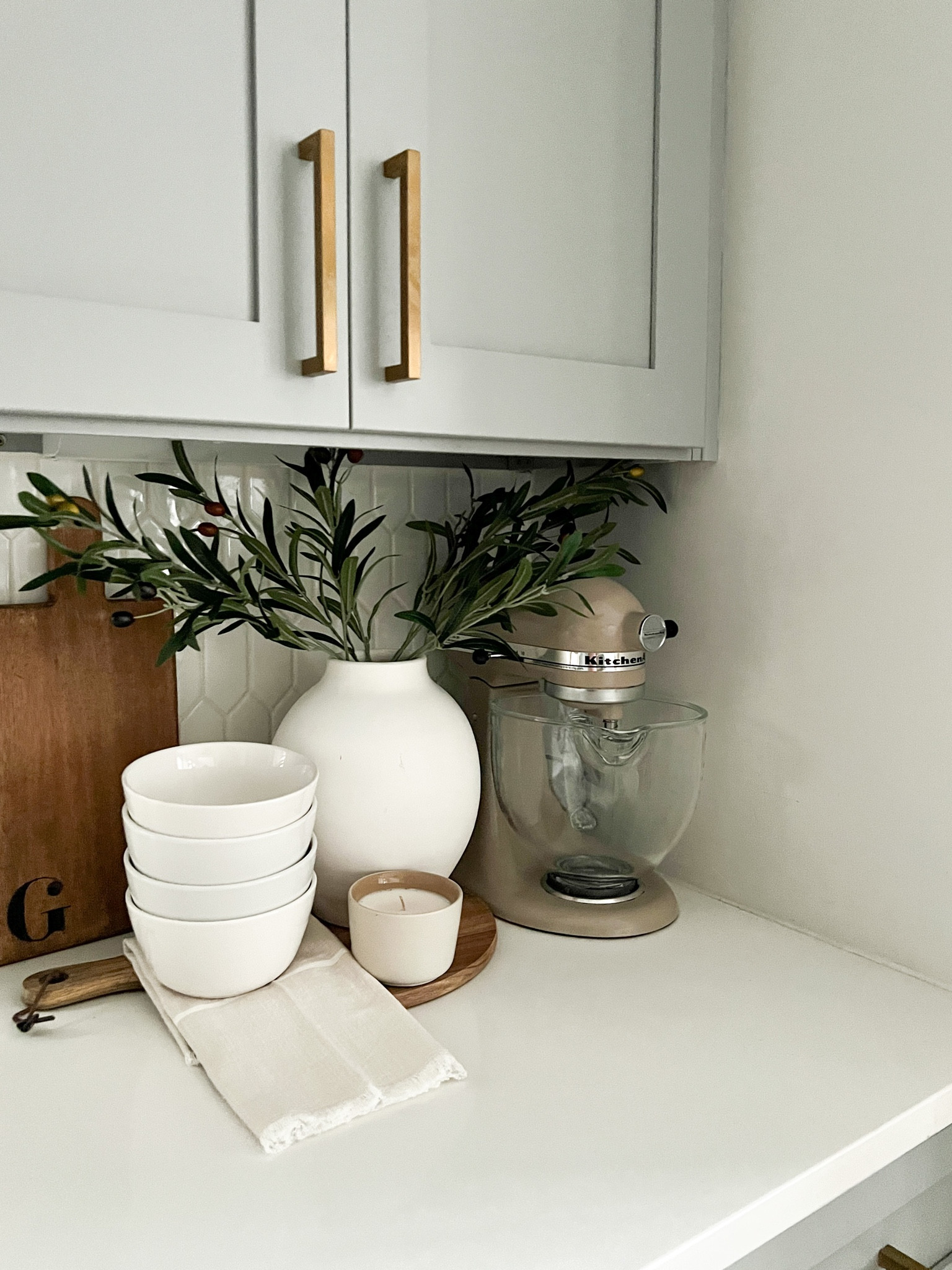 Kitchen, styling, neutral, home decor, Kitchenaid, Target

#LTKhome #LTKstyletip #LTKFind