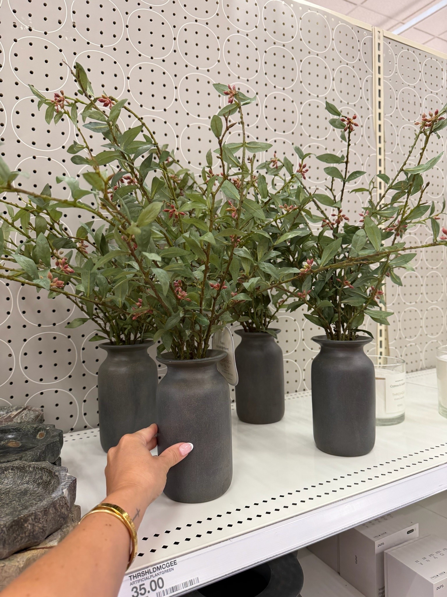 Faux plant 🪴

#LTKSeasonal #LTKdayinmylife #LTKHome